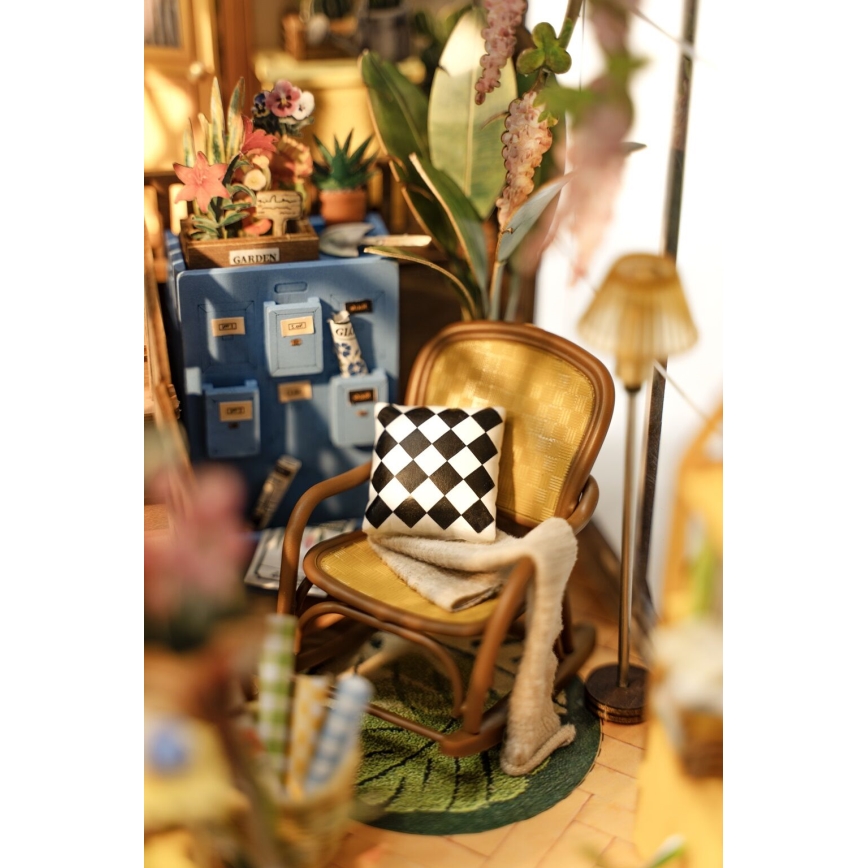 RoboTime - LED Kirjapidike Puutarha talo 3D puzzle 2xAAA