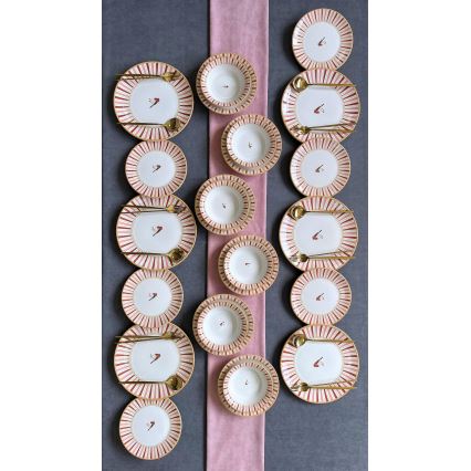 Ruokailusarja 24 kpl valkoinen/punainen/kultainen/keramiikka