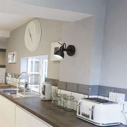 Searchlight - Seinäkohdevalo FOCUS 1xGU10/50W/230V musta