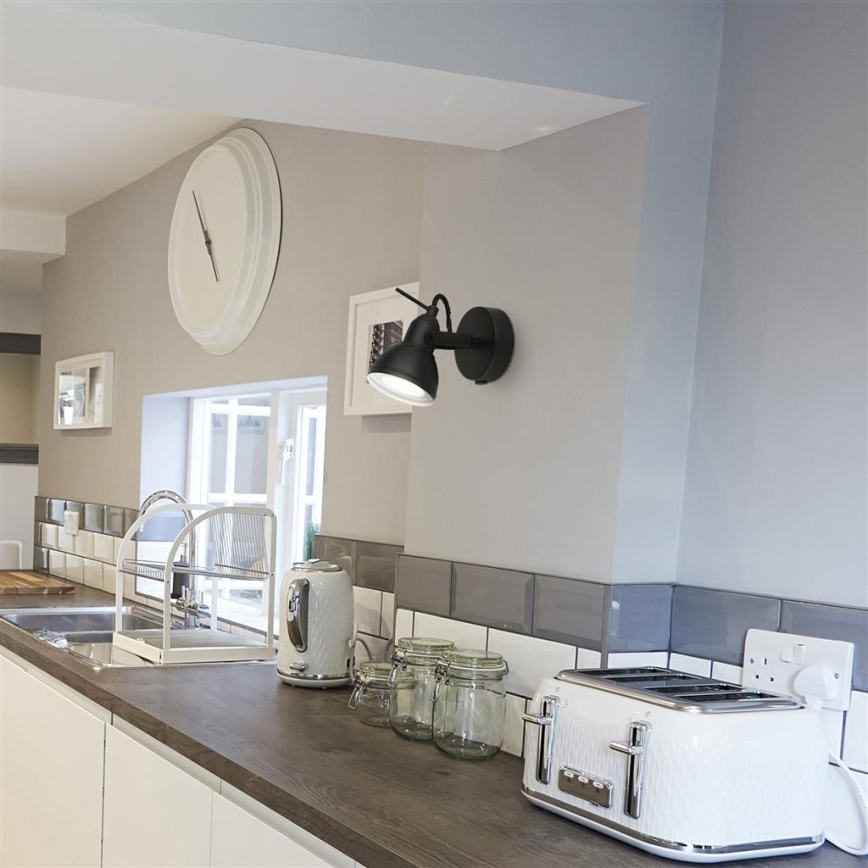 Searchlight - Seinäkohdevalo FOCUS 1xGU10/50W/230V musta