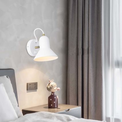 Seinäkohdevalaisin ASTAMA 1xE27/40W/230V valkoinen/messinki