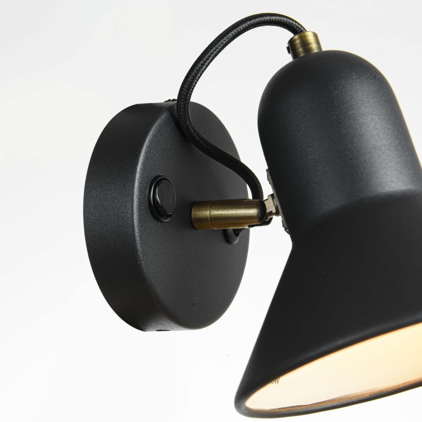 Seinäspotti ASTAMA 1xE27/40W/230V musta/messinki