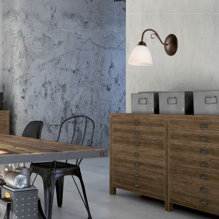 Seinävalaisin ADELLE 1xE27/60W/230V