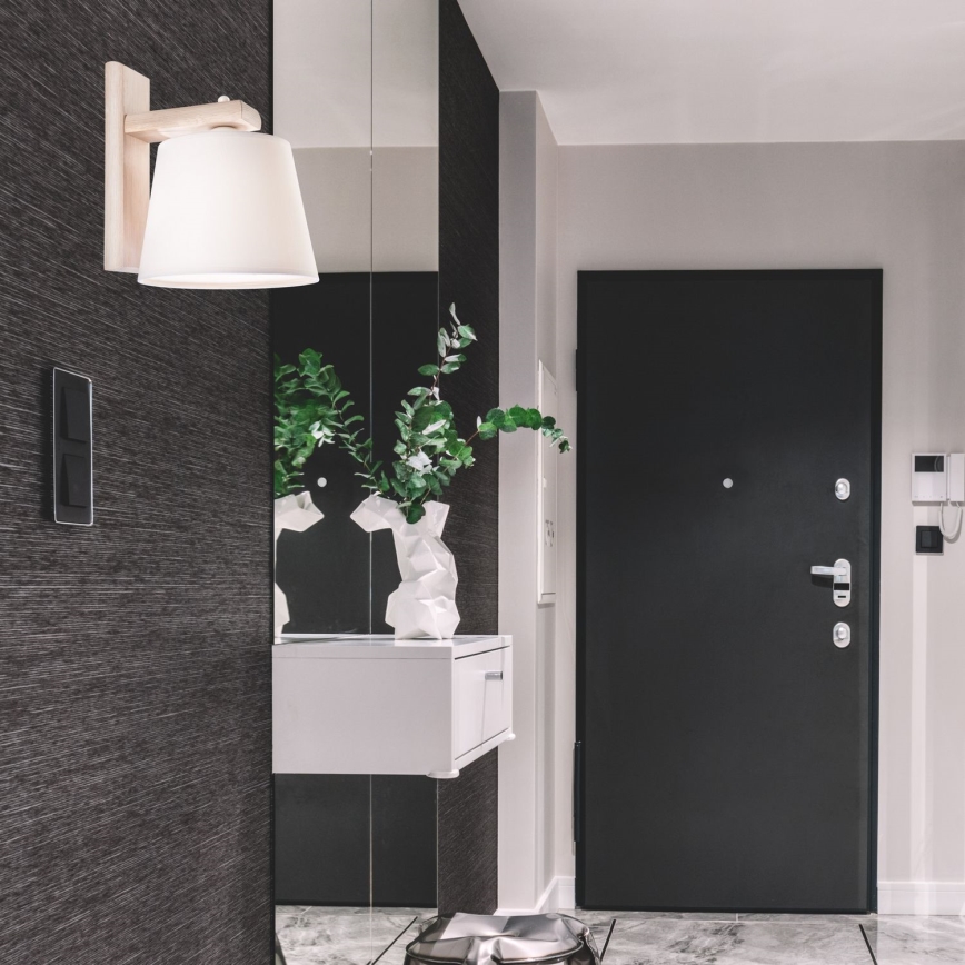 Seinävalaisin AIDA 1xE27/60W/230V tammi