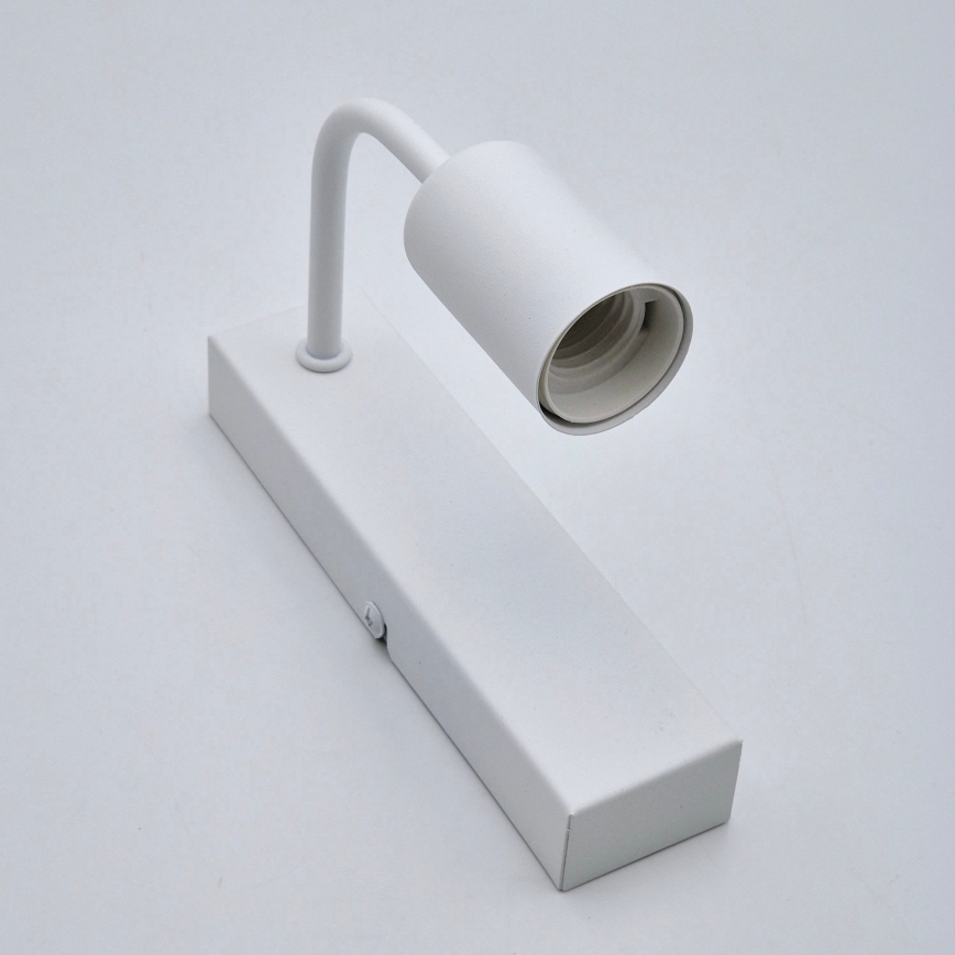 Seinävalaisin ASTRID 1xE27/60W/230V valkoinen