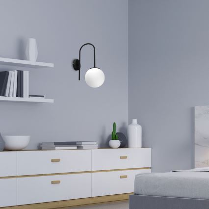 Seinävalaisin CAMBRIDGE 1xE14/60W/230V musta