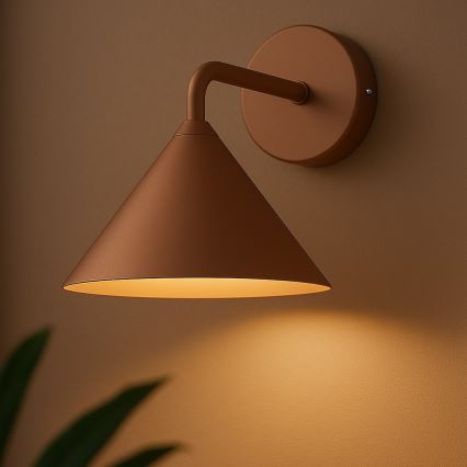 Seinävalaisin CAPITAL 1xGX53/15W/230V ruusukulta