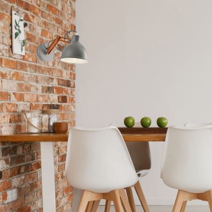 Seinävalaisin MARCELLO 1xE27/60W/230V pyökki