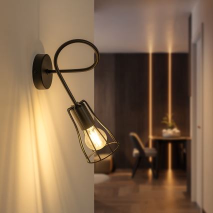 Seinävalaisin OXFORD 1xE27/15W/230V