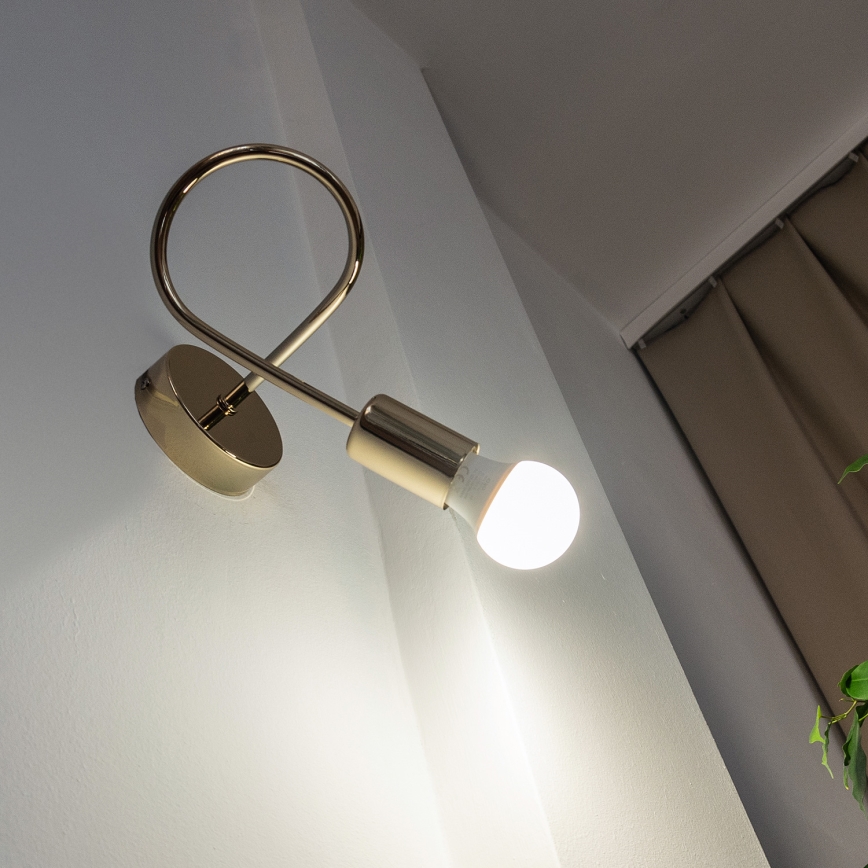 Seinävalaisin OXFORD 1xE27/15W/230V kultainen