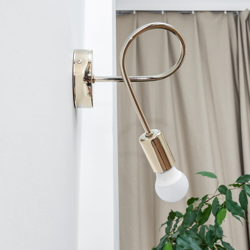 Seinävalaisin OXFORD 1xE27/15W/230V kultainen