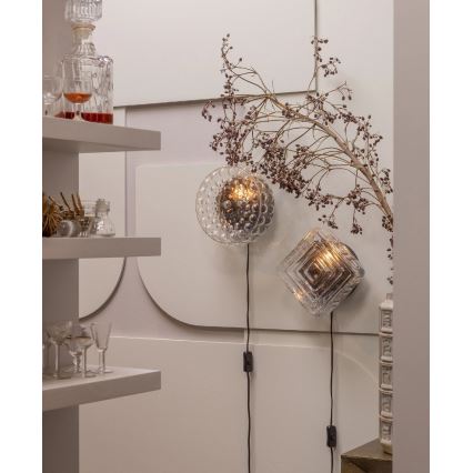 Seinävalaisin PIAZZA 1xE27/40W/230V