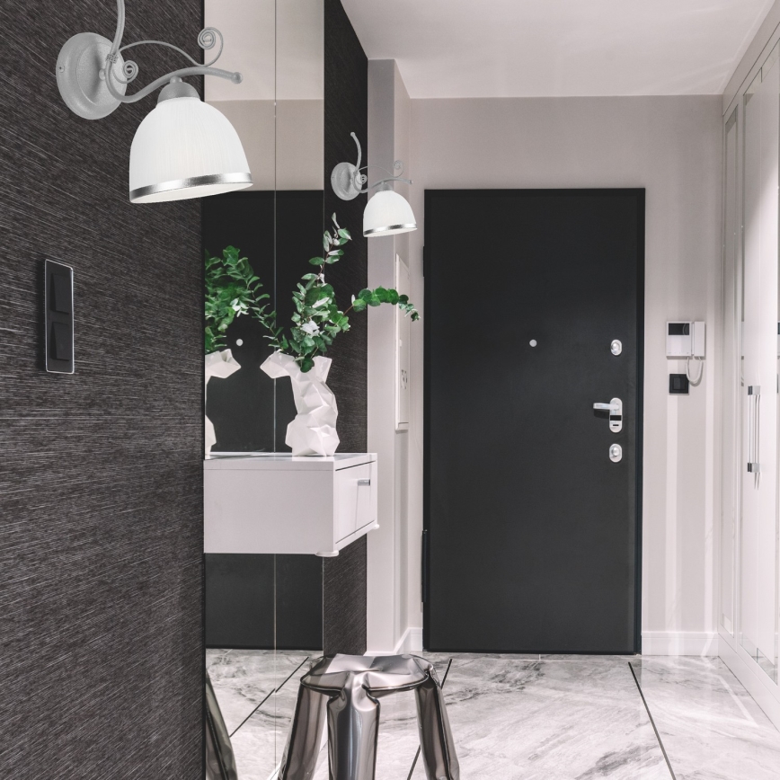 Seinävalaisin RETRO II 1xE27/60W/230V hopea