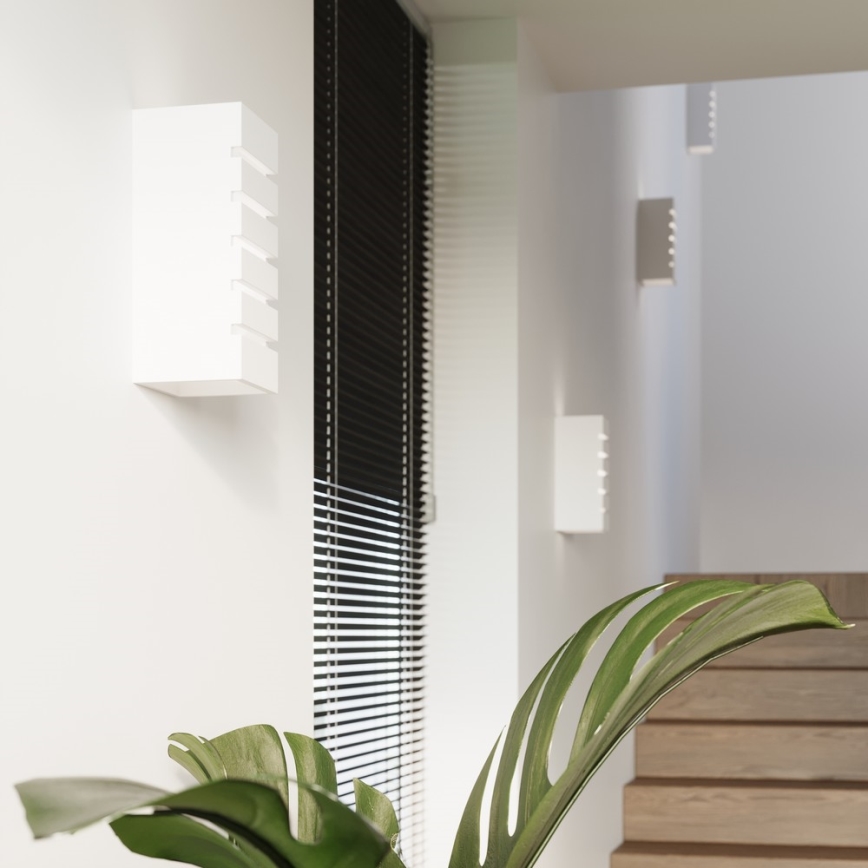 Seinävalaisin SAMIR 1xE27/60W/230V valkoinen