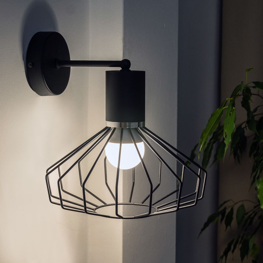 Seinävalaisin SOLANO 1xE27/15W/230V musta/kiiltävä kromi