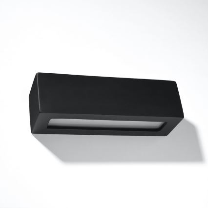 Seinävalaisin VEGA 1xE27/60W/230V musta