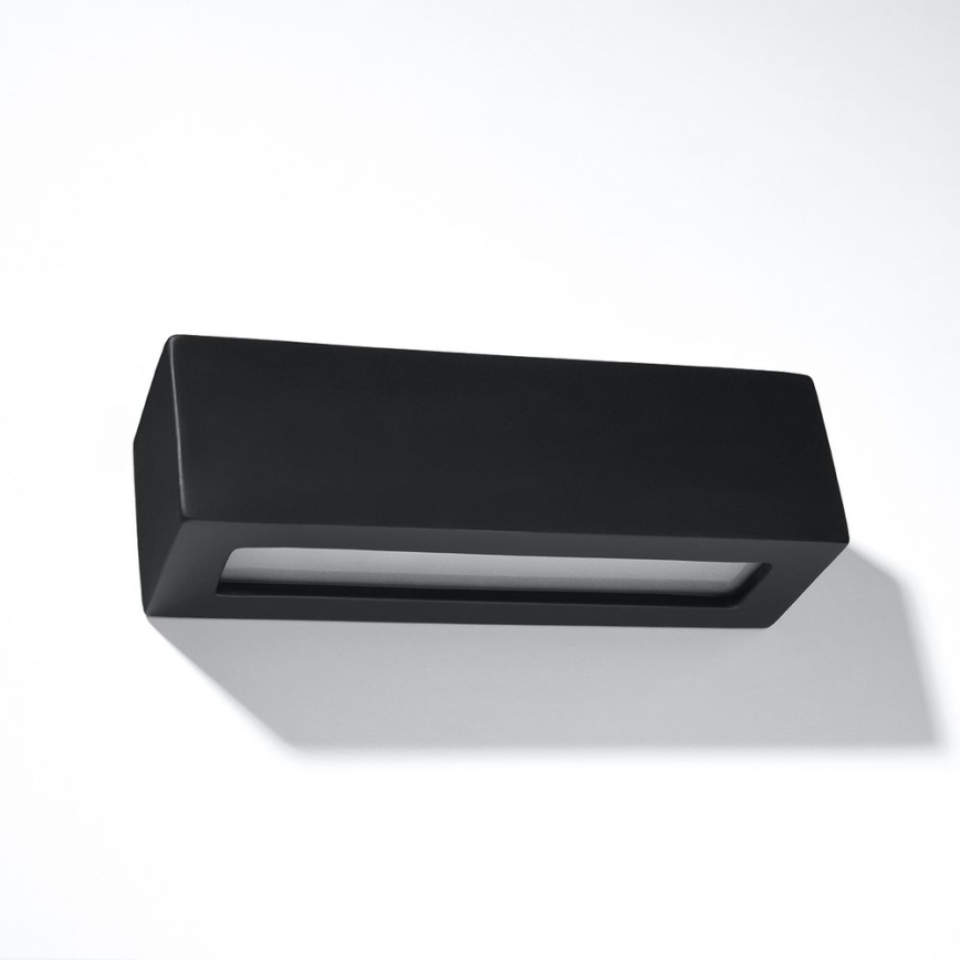 Seinävalaisin VEGA 1xE27/60W/230V musta