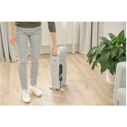 Sencor - 7-levyinen öljytäytteinen patteri 600/900/1500 W/230 V valkoinen