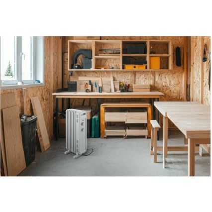 Sencor - 7-levyinen öljytäytteinen patteri 600/900/1500 W/230 V valkoinen