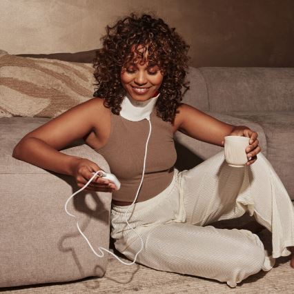 Silk’n - LED RGB -terapeuttinen kaulanaamio LED/5V 2000 mAh valkoinen + kauko-ohjain