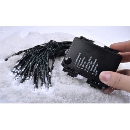 LED Ulkokäyttöön tarkoitettu joulukoristevalosarja 50xLED/8 toimintoa/3xAA 8m IP44 kylmä valkoinen