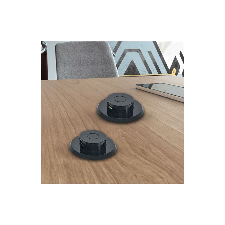 Sisäänrakennettu USB Laturi USB A+C musta