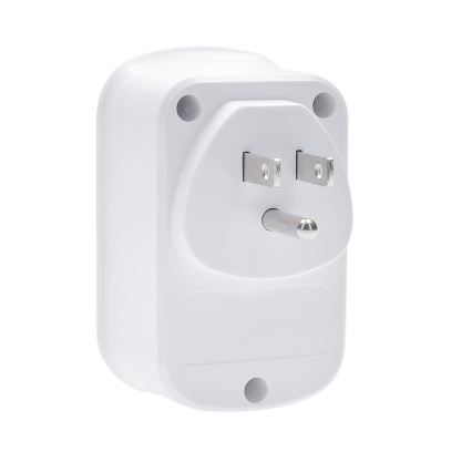 Matka-adapteri Yhdysvaltoihin 230V 2x USB-A + 1x USB-C