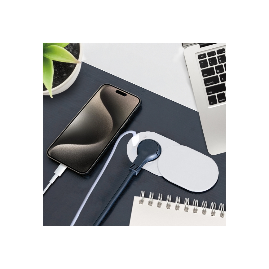 Uppoasennettava pistorasia 20 W, 1× sähköpistoke + USB-A ja USB-C, valkoinen