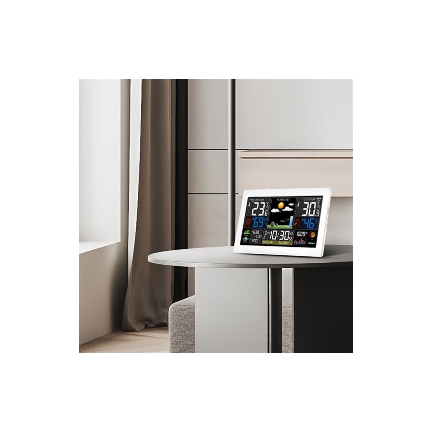 Sääasema värillisellä LCD-näytöllä 5V/2xAA + 2xAA