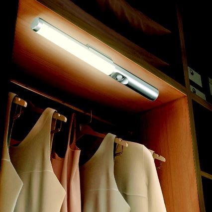 LED ladattava kalustevalaisin sensorilla LED/2,5W/3,7V 3000K 1800mAh