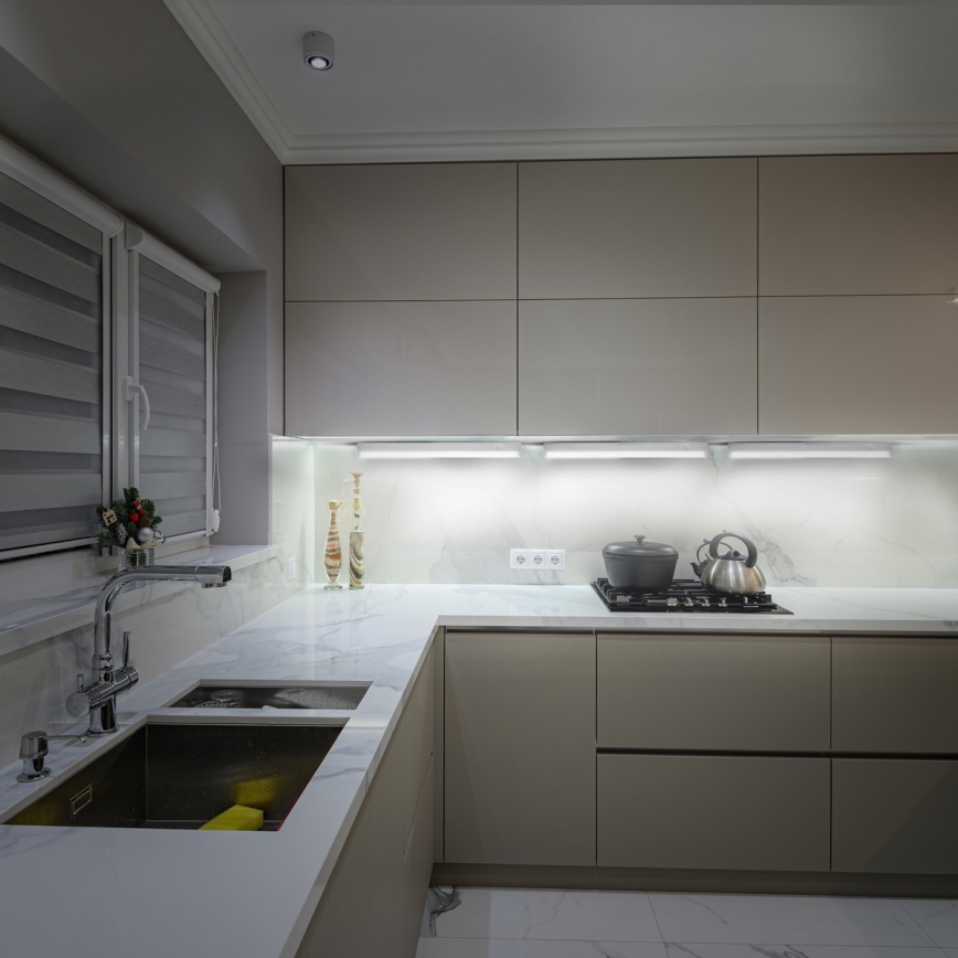 LED-alakaappivalaisin LED/4W/230V 4100K 28 cm