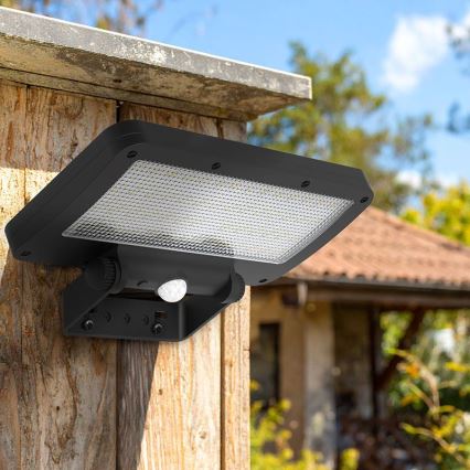 Aurinkokäyttöinen LED-valonheitin anturilla LED/5W/3,7V 1500 mAh IP54