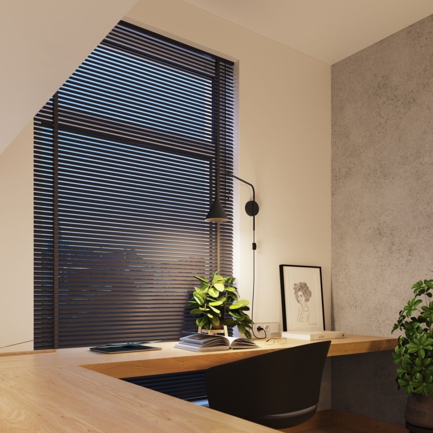 Seinävalaisin NOX 1xE14/10W/230V musta