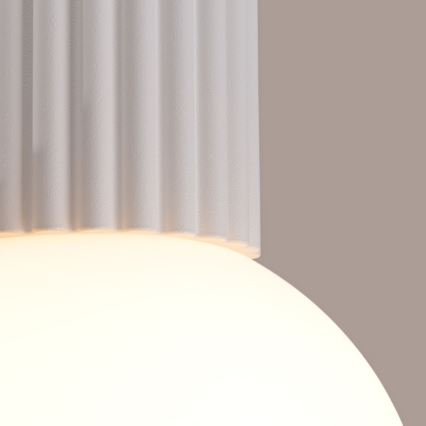 Kylpyhuoneen kattovalaisin HALO 1xG9/8W/230V halkaisija 12 cm IP44 valkoinen