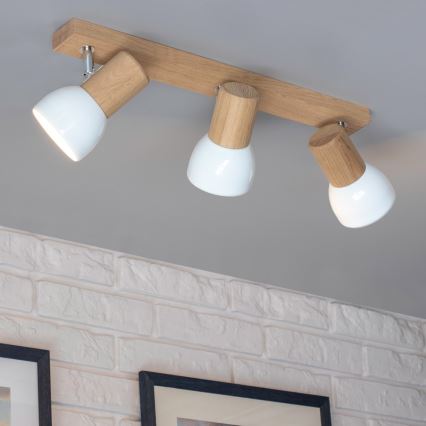 Kohdevalaisin SVENDA 3xE27/60W/230V tammi/valkoinen