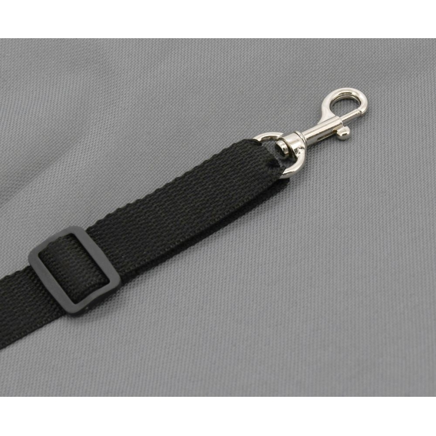 Suojava autopeite pienelle koiralle 58x52 cm