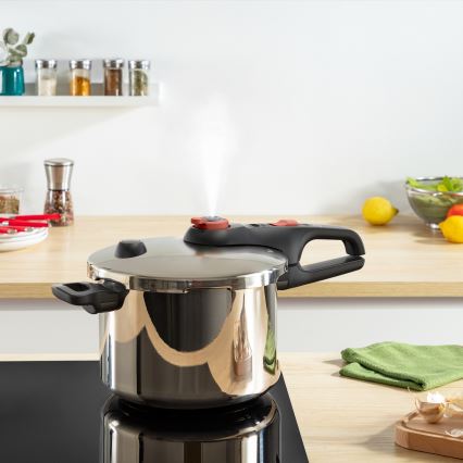 Tefal - 6 l painekeitin SECURE TRENDY + 5-osainen INGENIO EMOTION-setti