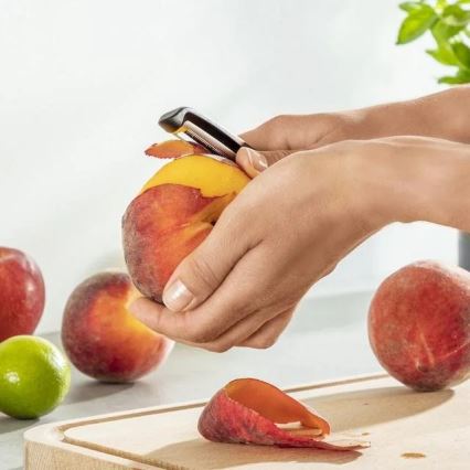 Tefal - Kuorimalaite COLORFOOD 17 cm musta