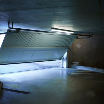 Tekninen loisteputkivalaisin HERMIC T8 2xG13/18W/230V IP65