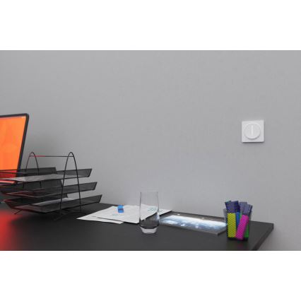 TESLA Smart - Älykäs kosketushimmennin 220W/230V Wi-Fi