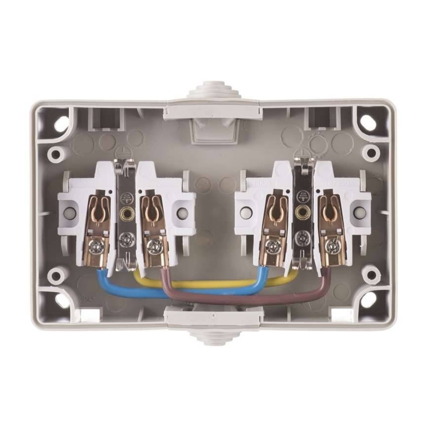 Ulkorasia SCHUKO 250V/16A IP44 2Z