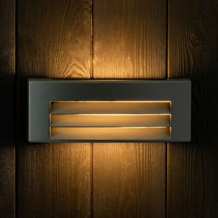 Ulkoseinävalaisin 1xE27/14W/230V IP54 musta