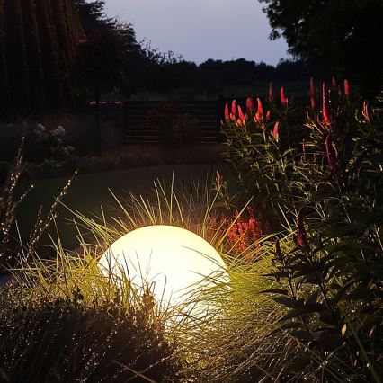 Ulkoseinävalaisin GLOBO 1xE27/60W/230V halkaisija 40 cm IP44