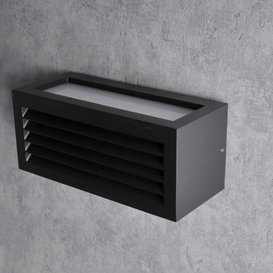 Ulkoseinävalaisin OSAKA 1xE27/12W/230V IP54