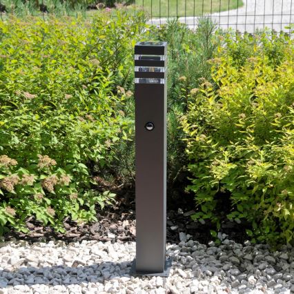 Ulkoseinävalaisin anturilla TEKSAS 1xE27/12W/230V IP44 74 cm antrasiitti