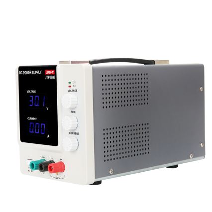 Uni-T UTP1305 - Laboratoriovirtalähde UTP1305 0-32V/0-5A