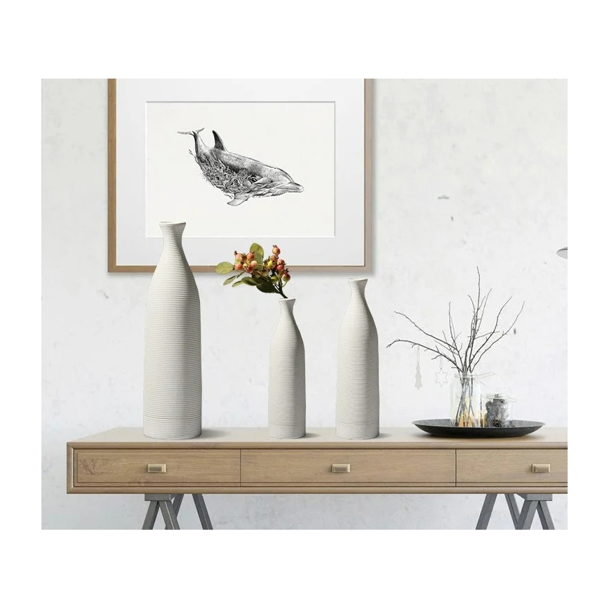 Valkoinen keramiikkavaasi 25 cm