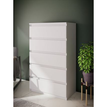 Valkoinen MAO-lipasto laatikoilla