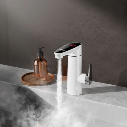 Vedenvesivaraaja LED-näytöllä 3000W/230V IPX4 valkoinen