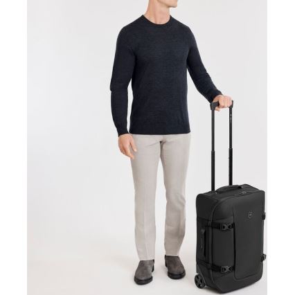 Victorinox - Altmont Modern 42 l pyörällinen matkalaukku, musta